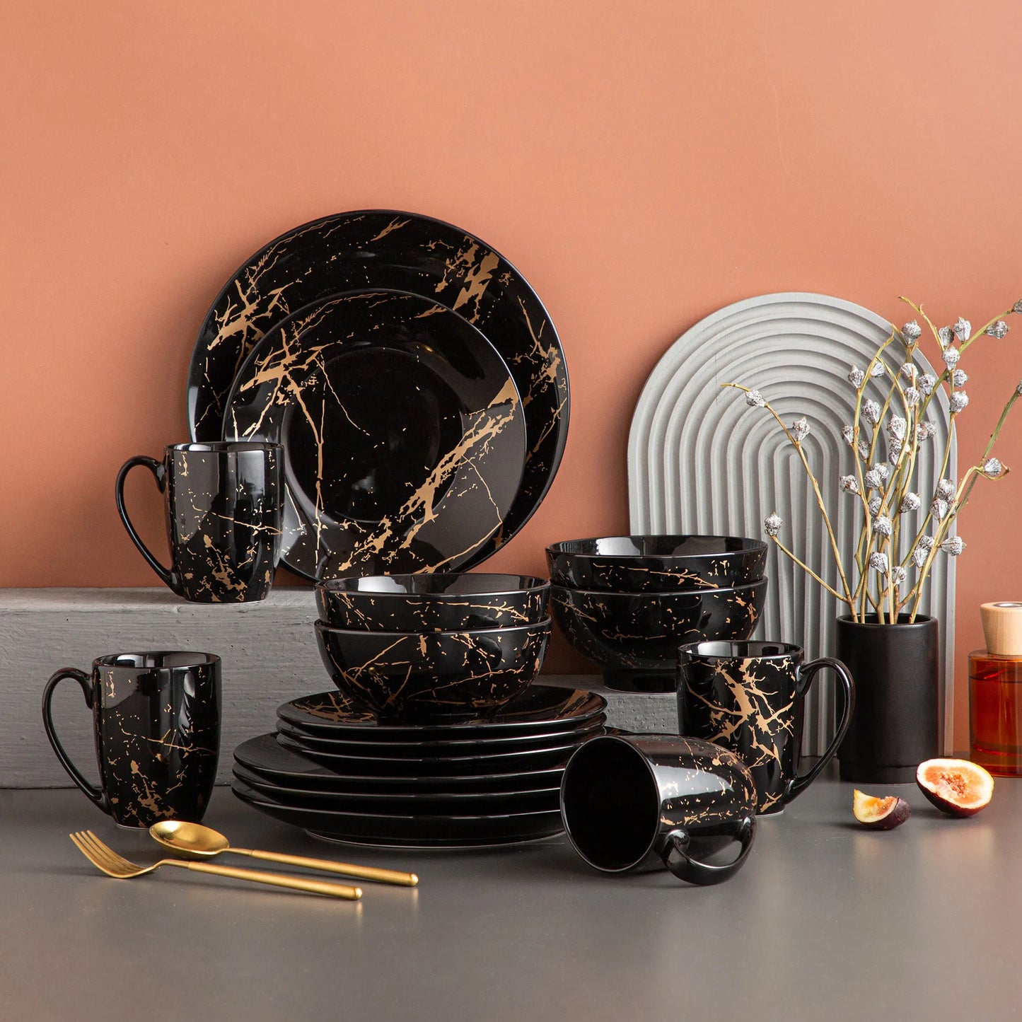 LUXURY Gold Splash Porcelain Dinnerware Set