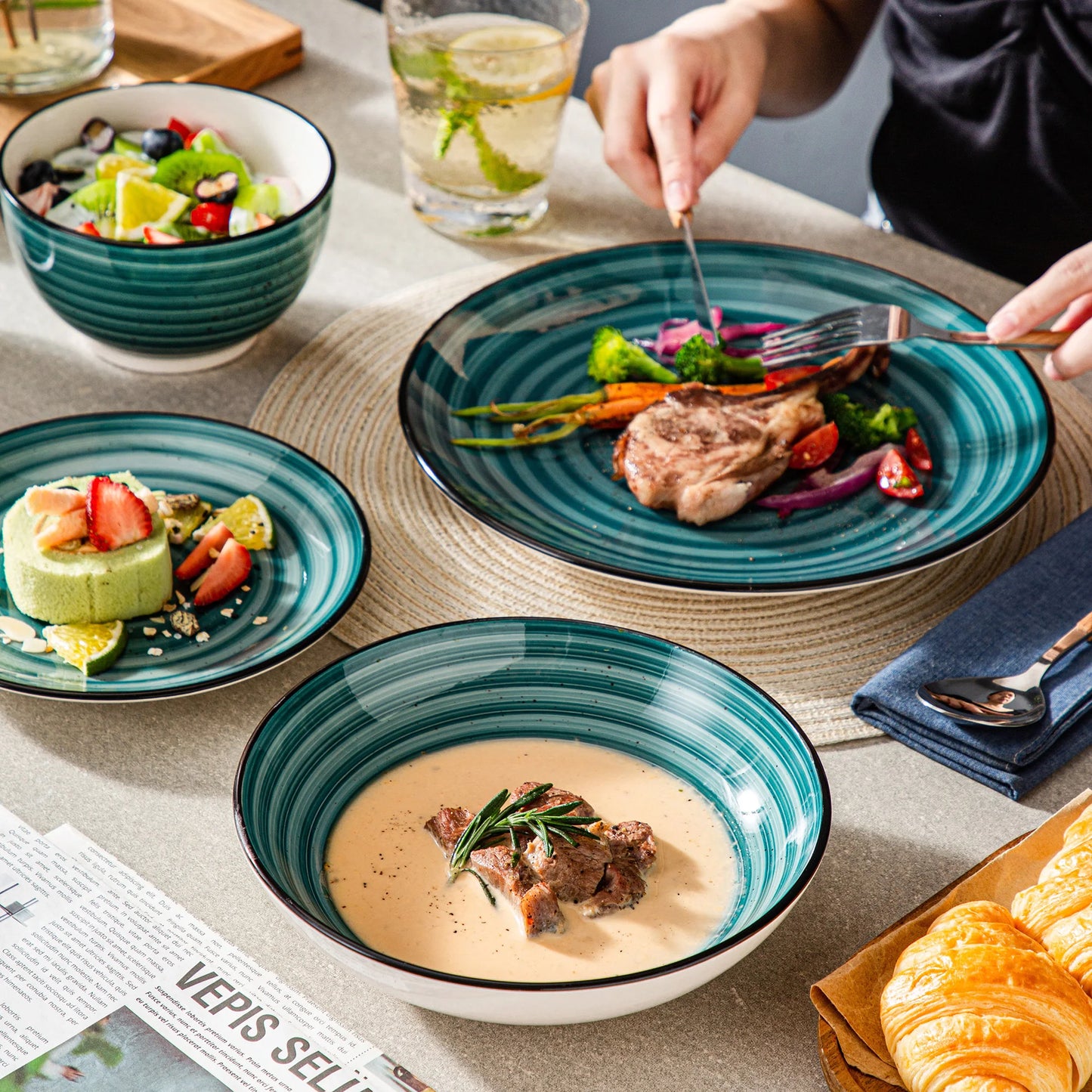VANCASSO BONBON Green 24/48-Piece Handpainted Spirals Stoneware Dinner Combi-Set with Bowl,Dessert Plate,Soup Plate,Dinner Plate
