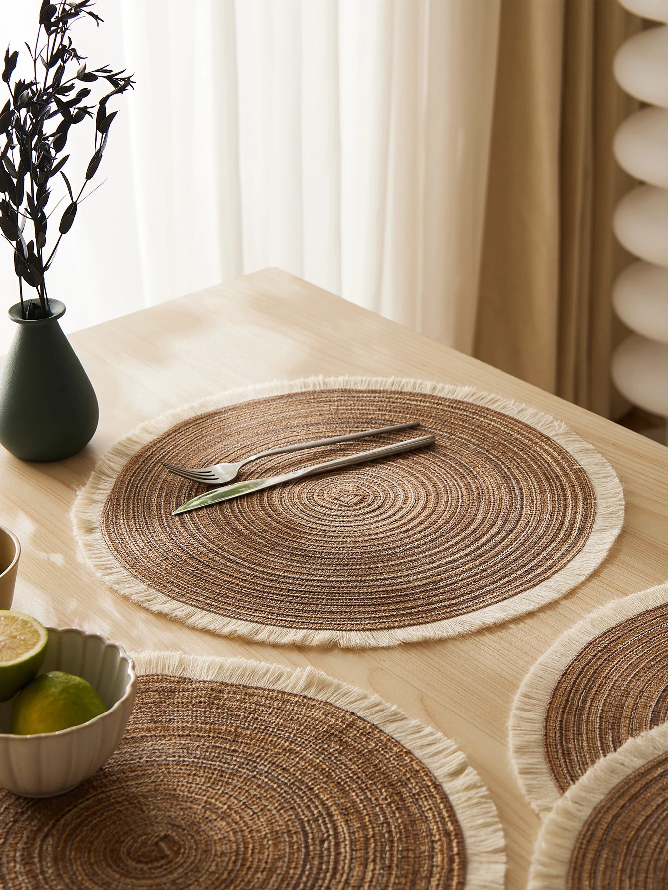 Round Table Mat