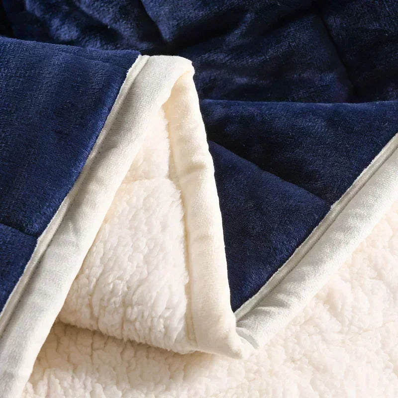 New Flannel Fleece Autumn Winter Warm Blanket 3 Layers Thicken Imitation Lambswool Blankets for Bed Quilt Soft Warmth Comforter