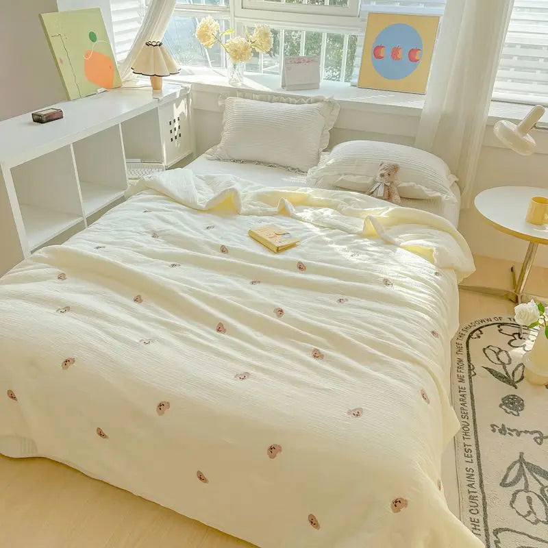 Super Soft Double Layer Yarn Summer Blanket Skin-friendly Breathable Lightweight Quilt for Children Adult Comforter Summer Duvet