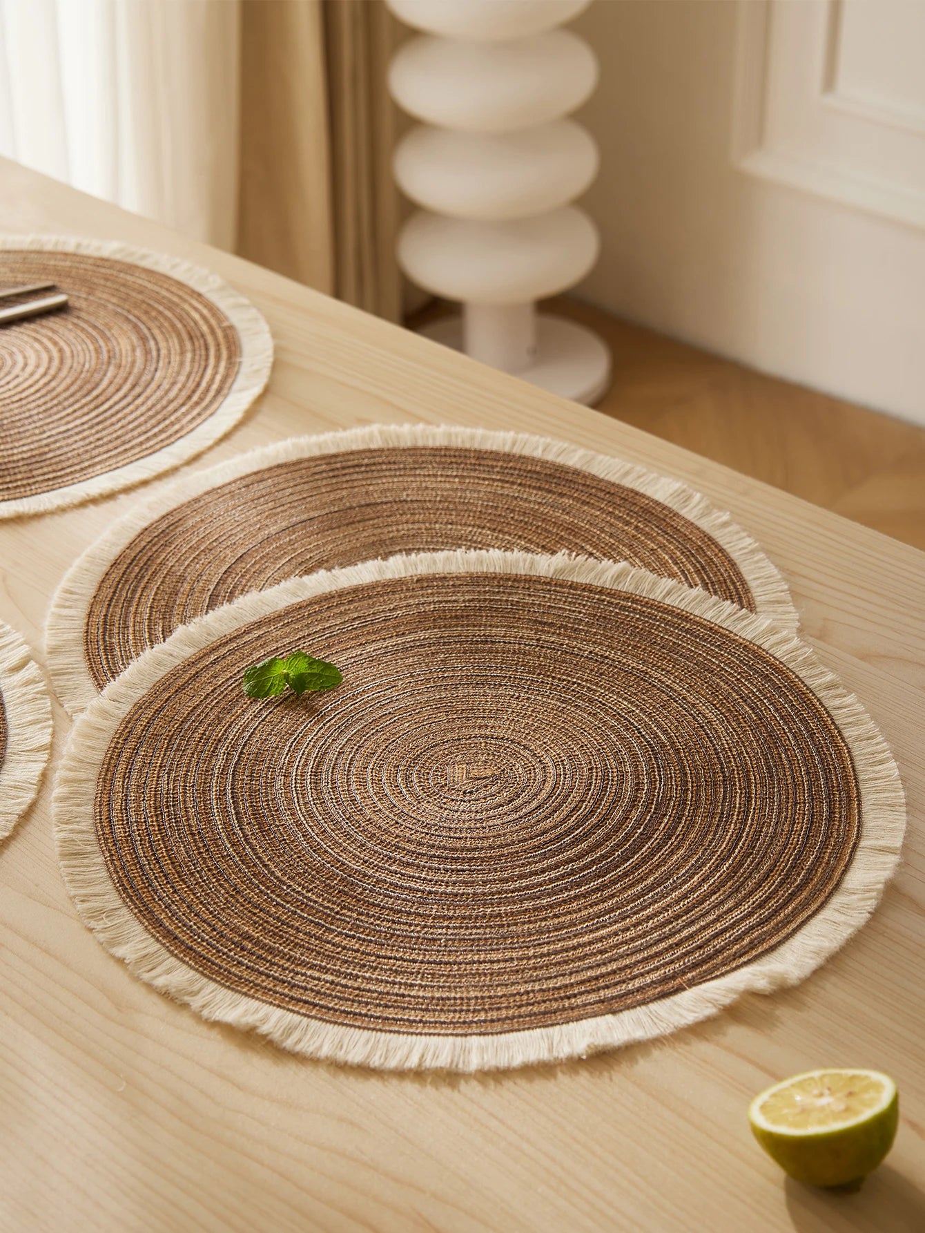 Round Table Mat