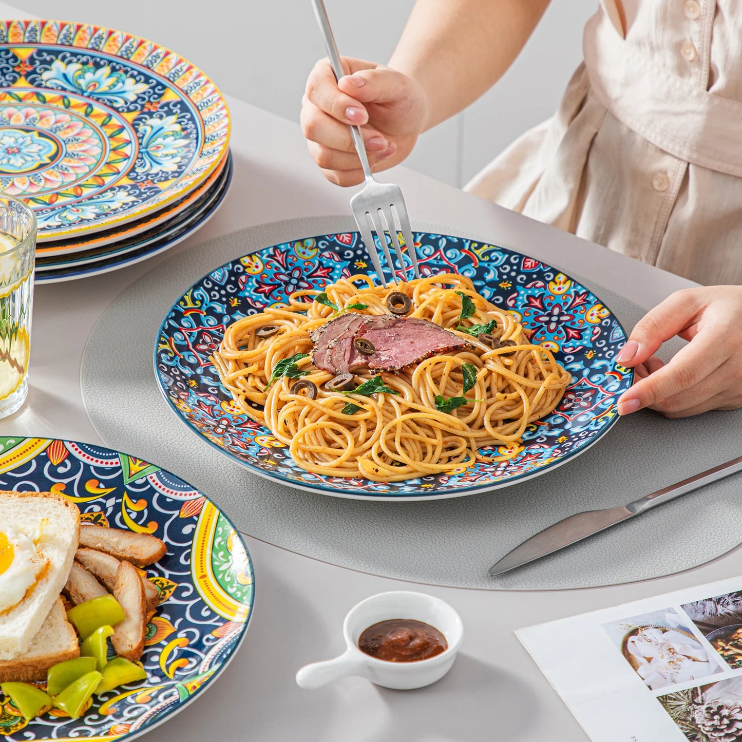 vancasso 6-24 Piece Ceramic Dinnerware Set Stoneware Bohemian Style Dinnerware with Dinner/Dessert Plate/Cereal/Pasta Bowl For 6